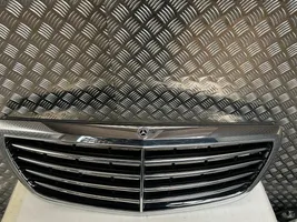 Mercedes-Benz S W222 Maskownica / Grill / Atrapa górna chłodnicy 