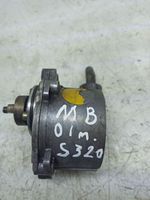 Mercedes-Benz S W220 Alipainepumppu A6122300065