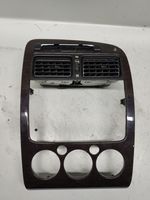Toyota Avensis T220 Center console 