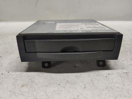 Volvo V50 Navigaatioyksikkö CD/DVD-soitin 31285849