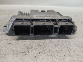 Renault Trafic II (X83) Calculateur moteur ECU 8200546983