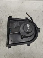 Volkswagen Bora Lämmittimen puhallin 1J1819021B
