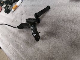 BMW X5 F15 Sensor de nivel del faro delantero/principal 6853747