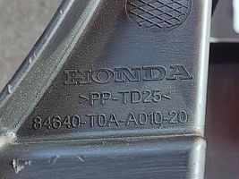 Honda CR-V Tavaratilan kynnyksen suoja 8464010AA01020