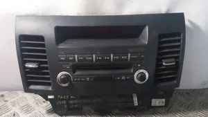 Mitsubishi Lancer VIII Unità principale autoradio/CD/DVD/GPS 8002A405XA