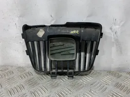 Seat Cordoba (6K) Griglia anteriore 6K0853679A