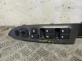 KIA Carens II Electric window control switch 935701D1003W