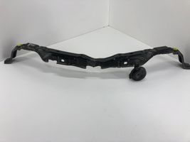 Toyota RAV 4 (XA40) Ylempi jäähdyttimen ylätuen suojapaneeli 8652020300