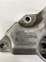 Ford B-MAX Pusass sakabes gultņa stiprinājums C1B73K305AB