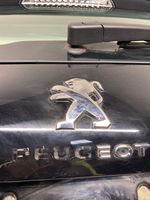 Peugeot 308 Takaluukun/tavaratilan kansi 