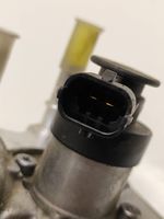 Peugeot 308 Pompe d'injection de carburant à haute pression 9811347380