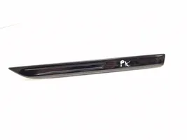 Renault Megane IV Moulure, baguette/bande protectrice d'aile 990431286R