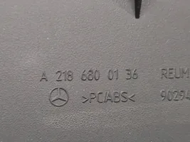 Mercedes-Benz CLS C218 X218 Konsola środkowa / Radio / GPS A2186800136
