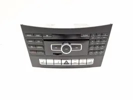 Mercedes-Benz CLS C218 X218 Panel / Radioodtwarzacz CD/DVD/GPS A2129003818