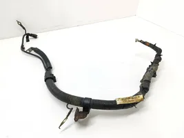 Toyota Land Cruiser (J120) Cable positivo (batería) 8212260430