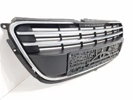 Peugeot 508 Grille calandre supérieure de pare-chocs avant 9686571877