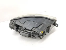 Audi A6 S6 C6 4F Lampa przednia 160135