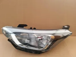 Hyundai i20 (GB IB) Lampa przednia 92101C8000