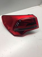 Audi Q3 F3 Luz trasera/de freno 83A945069