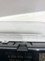 Mercedes-Benz C W206 Poignée de maintien plafond avant A2069067300