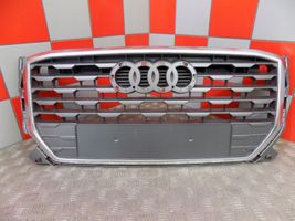 Audi Q2 - Maskownica / Grill / Atrapa górna chłodnicy 81A853651