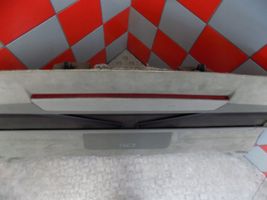 Audi A8 S8 D3 4E Grilles/couvercle de haut-parleur arrière 4E0863411