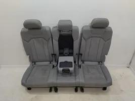 Audi Q7 4M Second row seats 