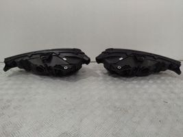 Audi A3 8Y Lampy przednie / Komplet 8Y0941012