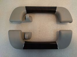 Audi A8 S8 D4 4H Un set di maniglie per il soffitto 4H0857607B