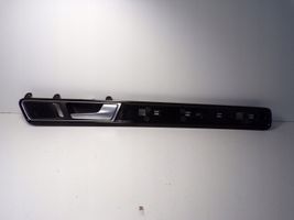 Volkswagen Touareg II Rear door card trim 7P6867420