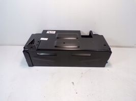 Audi Q7 4M Coperchio/tappo della scatola vassoio della batteria 4M0915399F