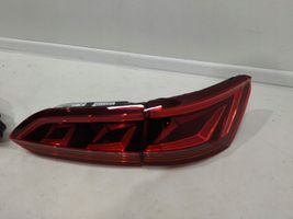 Volkswagen Touareg III Set di luci posteriori 760945308A