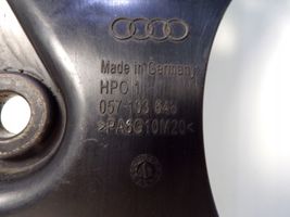 Audi A8 S8 D3 4E Moottorin alustan välipohjan roiskesuoja 057103646