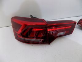 Volkswagen T-Roc Lampy tylne / Komplet 2GA945095A