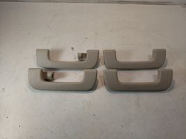 Audi Q7 4M Un set di maniglie per il soffitto 8R0857607J