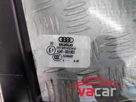 Audi Q7 4M Vetro del deflettore della portiera anteriore - quattro porte 4M0845114A