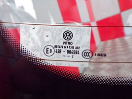 Volkswagen Jetta VI Pare-brise vitre arrière 5C6845051