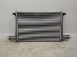 Audi Q8 Chłodnica powietrza doładowującego / Intercooler 4M0145805J