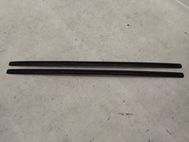 Volkswagen Touareg I Roof bar rail 7L6860183F