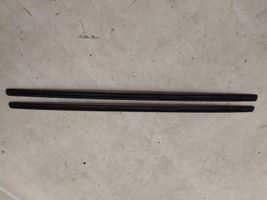 Volkswagen Touareg I Roof bar rail 7L6860183F