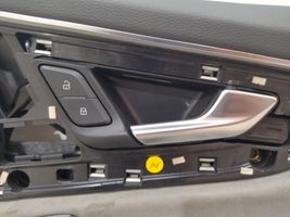 Audi Q7 4M Etuoven verhoilu 4M0867118B