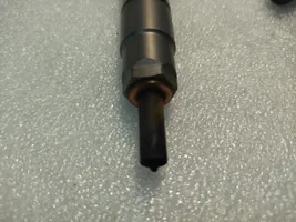 Volkswagen PASSAT B8 Injecteur de carburant 05L130277E