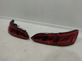 Volkswagen Touareg III Rear/tail lights set 760945307