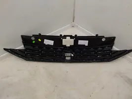 Volkswagen PASSAT B8 Grille calandre supérieure de pare-chocs avant 3G0853651DE