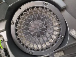 Audi A5 8T 8F Enceinte subwoofer 8F0035382A