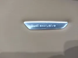 Audi A7 S7 4G Revestimiento de puerta delantera 4G8867022