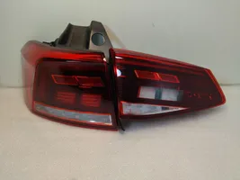 Volkswagen PASSAT B8 Lampy tylne / Komplet 3G9945095G