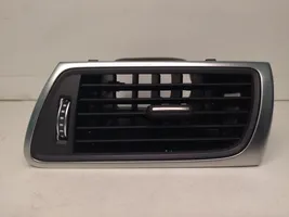 Audi A6 C7 Šoninės oro grotelės 4G8820902C