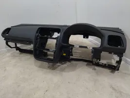 Volkswagen Scirocco Panelė 1K8853389