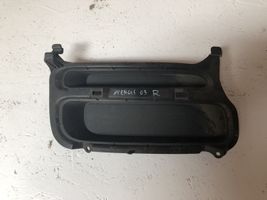 Toyota Avensis T250 Verkleidung Nebelscheinwerfer / Gitter vorne 5212270501